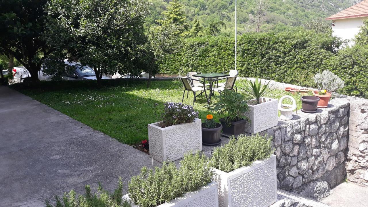 Apartments Gogo Котор Экстерьер фото